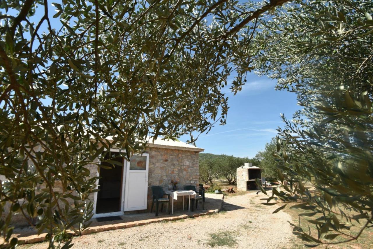 Cottage Rugonj Stari Grad  Zewnętrze zdjęcie