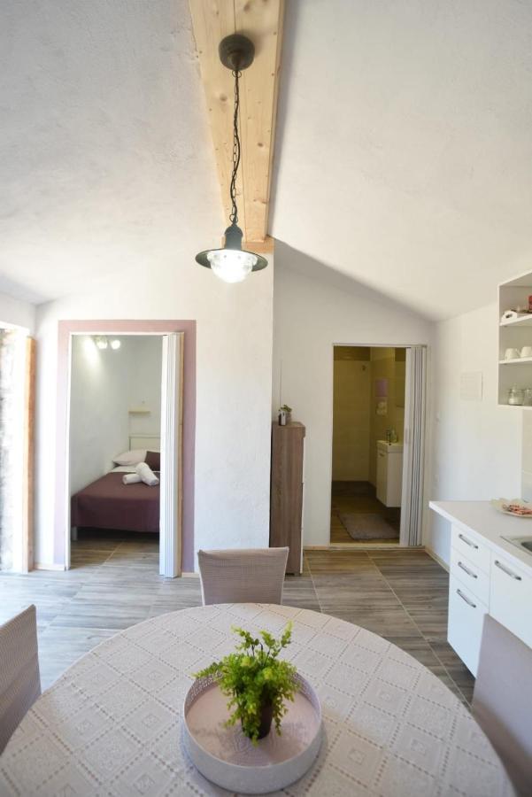 Cottage Rugonj Stari Grad  Zewnętrze zdjęcie